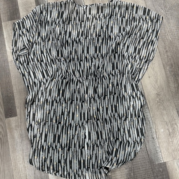 Express printed metallic dolman empire tunic/ dress ❤️ - Picture 6 of 7